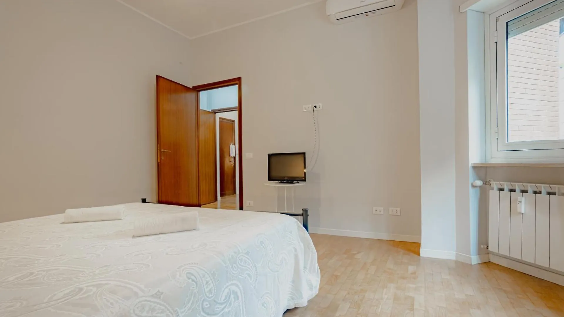 La Chiocciola Apartment Lido di Ostia 0*,